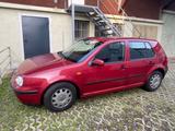 Volkswagen VW Golf 4 / Garagenfahrzeug / wenig km / TÜV neu - Volkswagen Golf aus 1999: Golf4