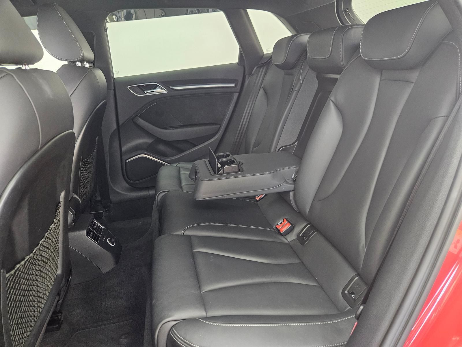 Audi RS3 2.5 TFSI quattro, foto 18