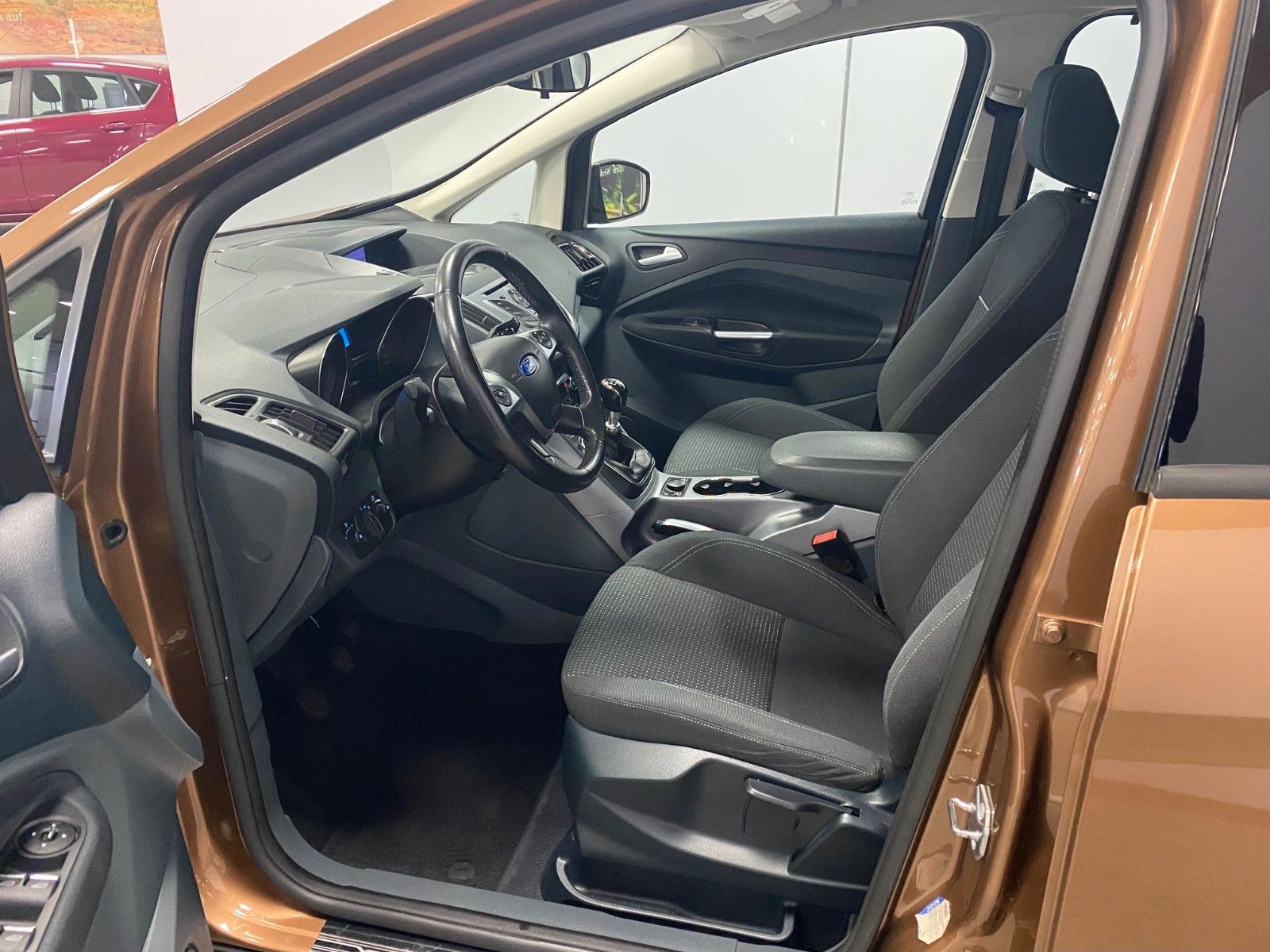 Fahrzeugabbildung Ford C-Max 1.0 EcoBoost SYNC Edition+AHK+NAVI+PDC+ALU