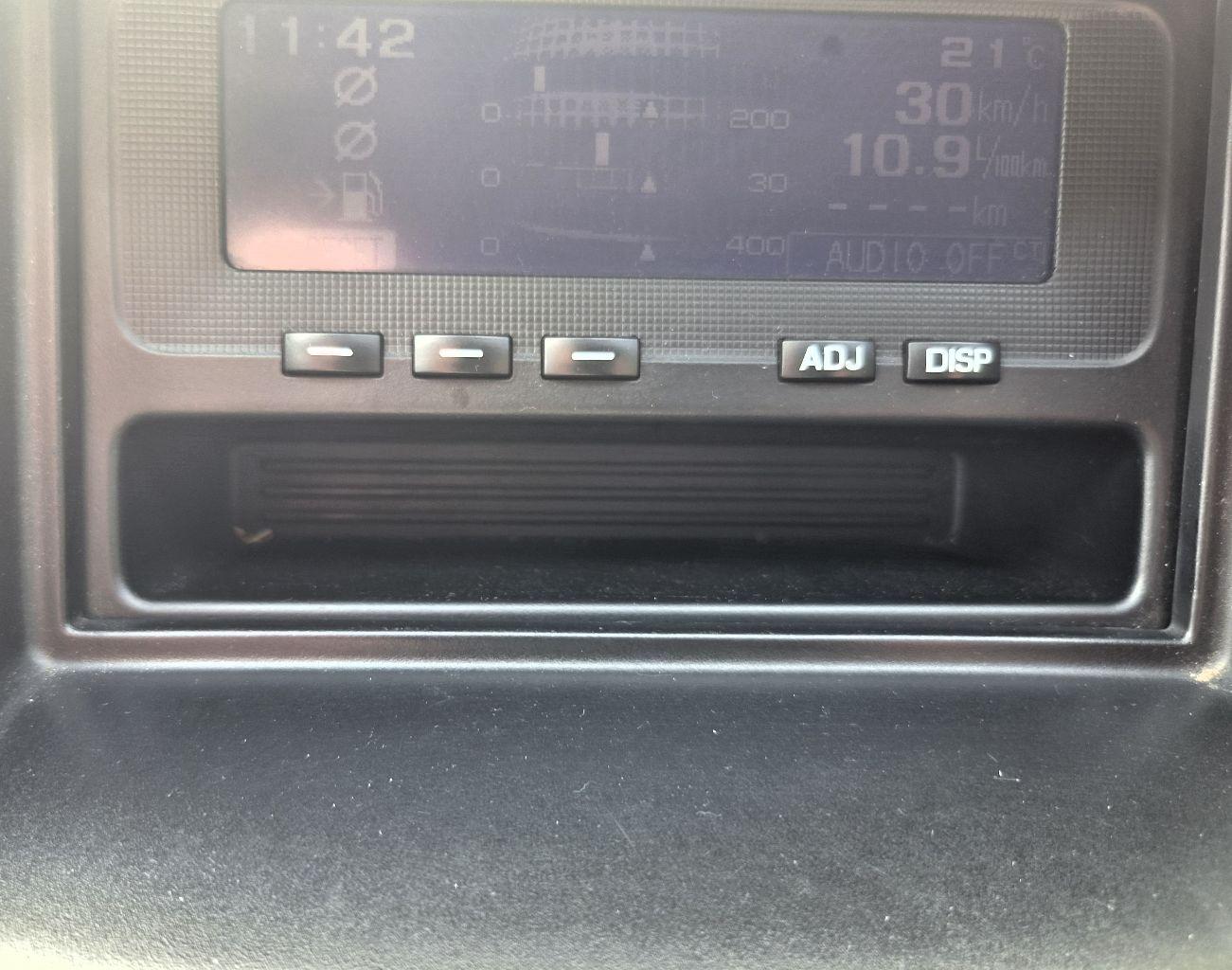 MITSUBISHI L200 2.5 DI-4WD CLIM ATTELAGE | 136 ch | 4X4 | BVM | VOLANT EN CUIR