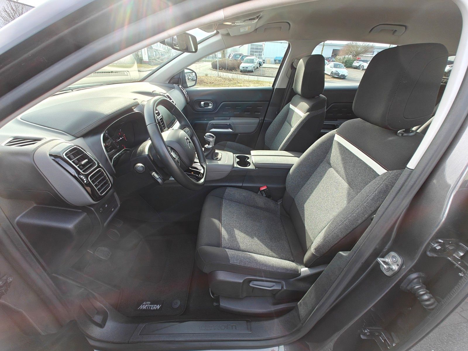 Fahrzeugabbildung Citroën C5 Aircross Live - Scheckheft, Zahnriemen Neu! -