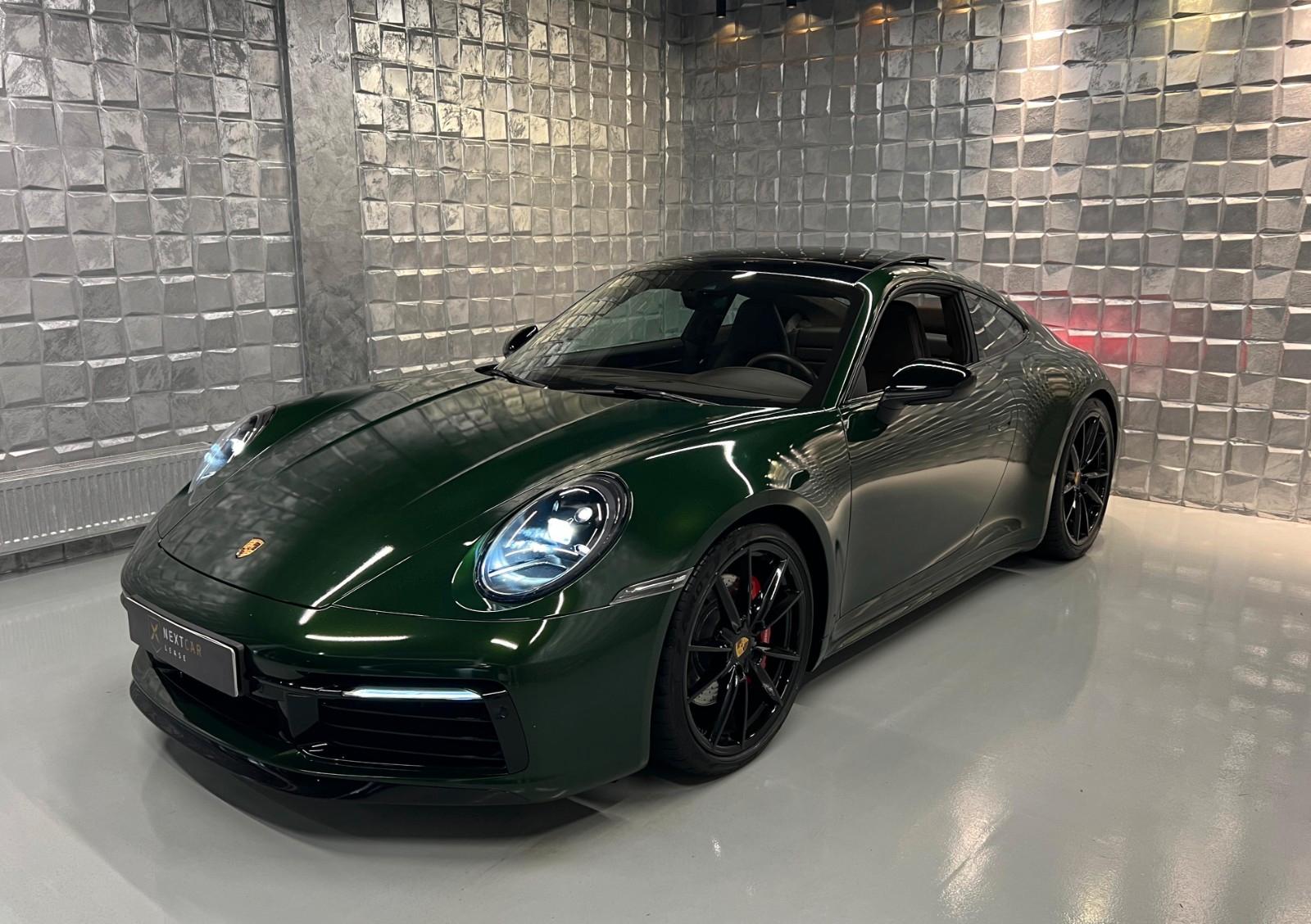 Porsche 911 Carrera 4S Pano Lift Alcantara Sportdesign