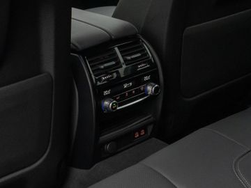 Fahrzeugabbildung BMW 520d xD M Sport Kamera DAB HiFi 4xKlima ACC Komf