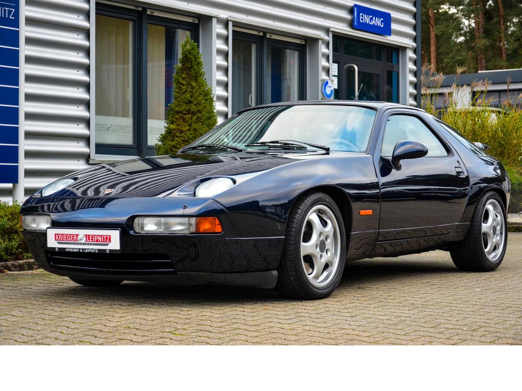 Porsche 928