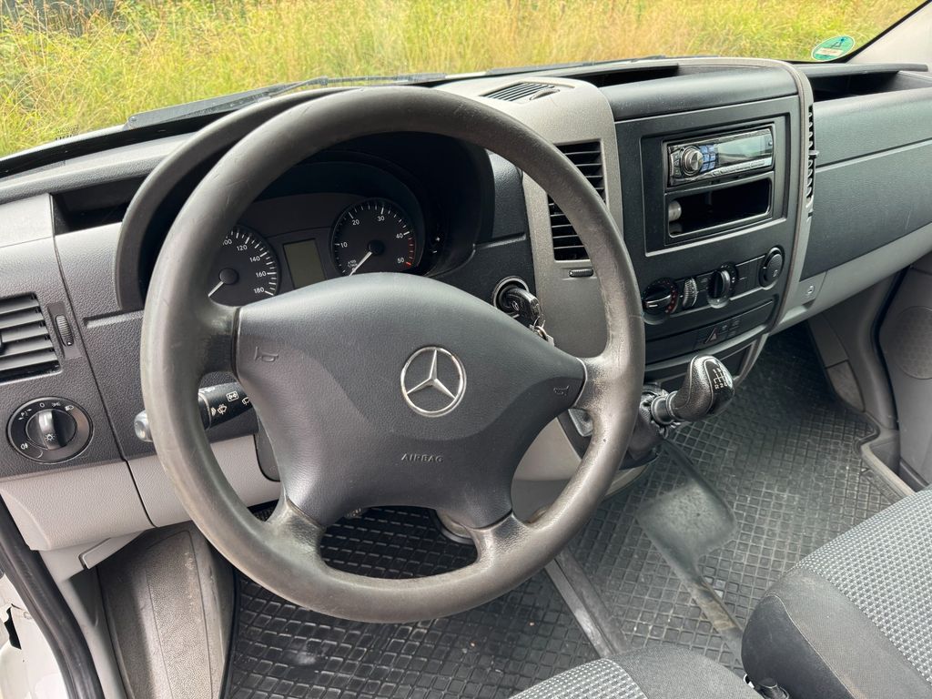 Mercedes-Benz Sprinter II Kasten 210 CDI, AHK, Bott Einrichtun