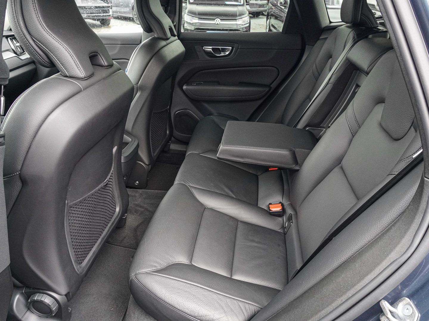 Volvo XC60 B4 B Momentum Pro 360° 19ZOLL PRIVACY LED foto 16