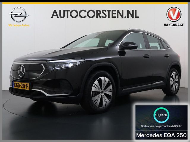 MERCEDES-BENZ EQA 250 SOH 97% Navi kamera 1/2 leder High-Perfo