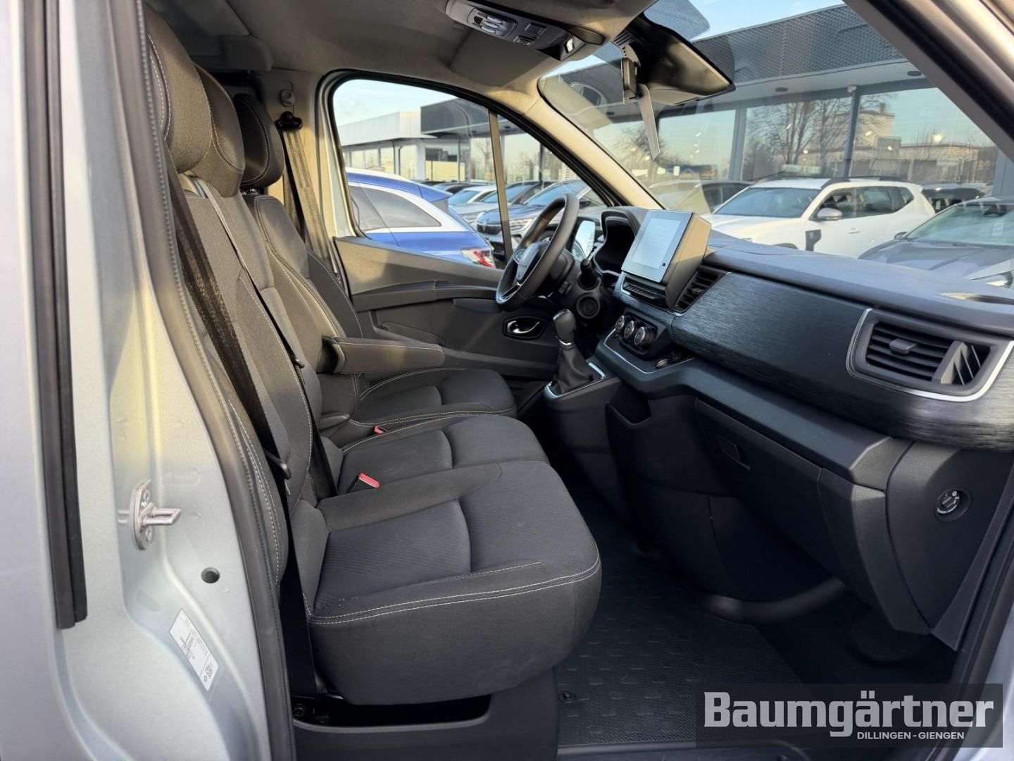 Fahrzeugabbildung Renault Trafic Combi Evolution Blue dCi 150 EDC 9-Sitzer