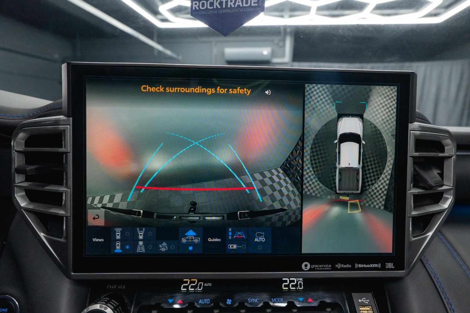 Fahrzeugabbildung Toyota Tundra PLATINUM 3.4L V6 4x4 *100%Options*19%VAT*