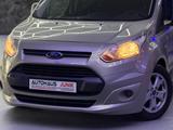 Ford Tourneo-Behindertengerecht-Rampe - Ford mit Benzin-Antrieb: Van, Schaltgetriebe