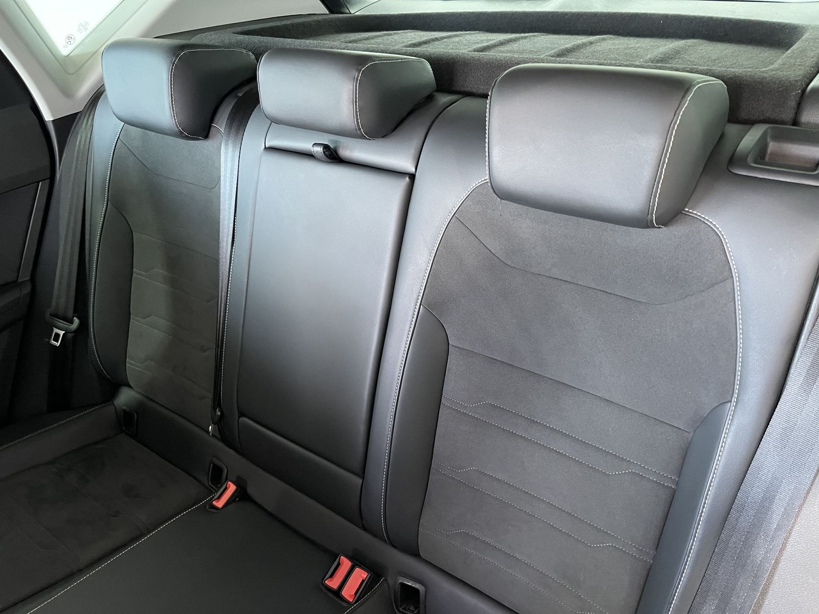 Fahrzeugabbildung SEAT Ateca Xperience 2.0 TDI*AHK*Cam*LED*Leder*