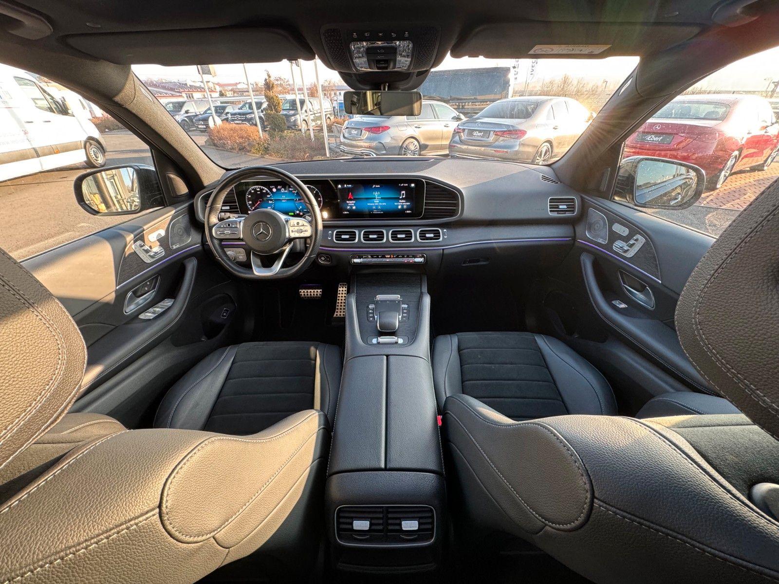 Fahrzeugabbildung Mercedes-Benz GLE 300 d AMG BURM+AHK+AIRM+PANO+MEMORY+21"