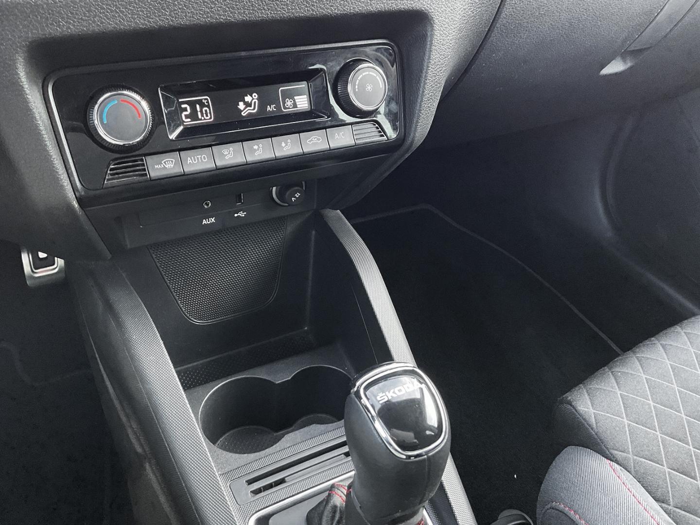 Skoda Fabia R5 1.4 TSi DSG NAV,ACC,RFK,PDC