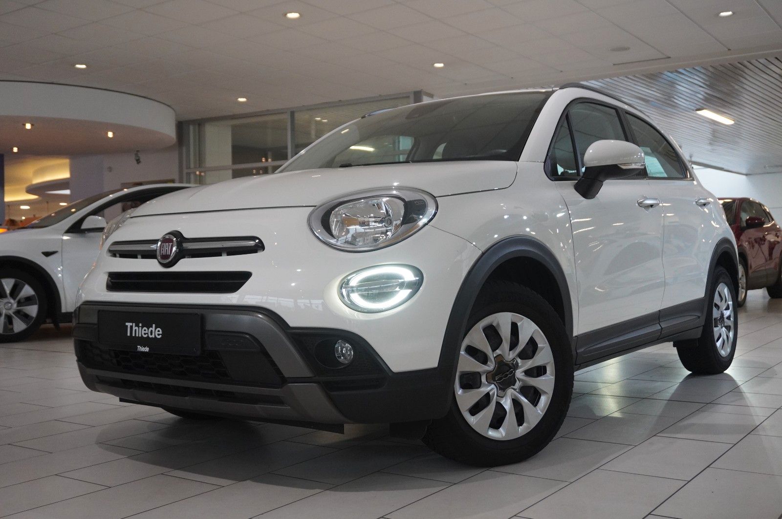 Fahrzeugabbildung Fiat 500X 1.3T CROSS DCT NAVI/LED/PDC/SPORT/TEMP/DAB+