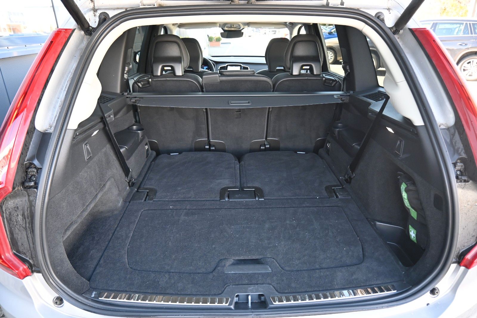 Fahrzeugabbildung Volvo XC90 B5 D AWD Dark*STDHZG*PANO*360°*