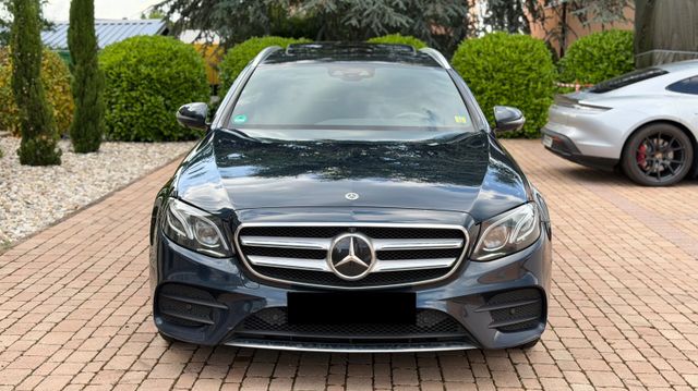MERCEDES-BENZ E 400