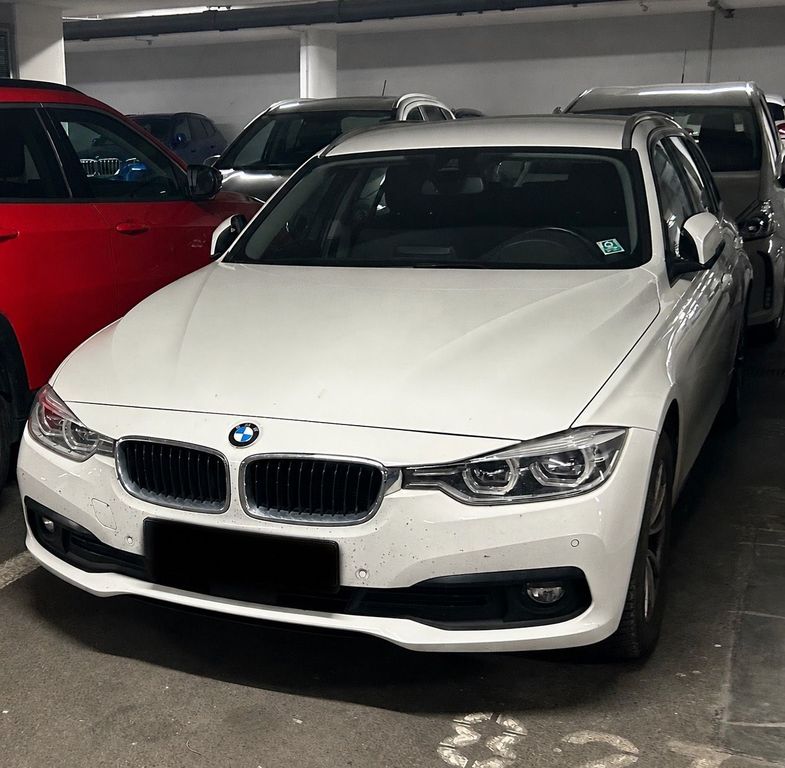 Image of BMW 320