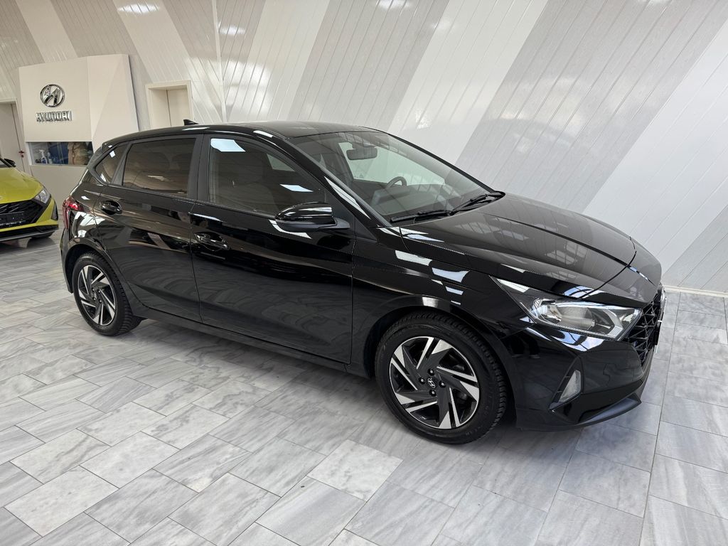 Hyundai i20 — hlavná fotografia