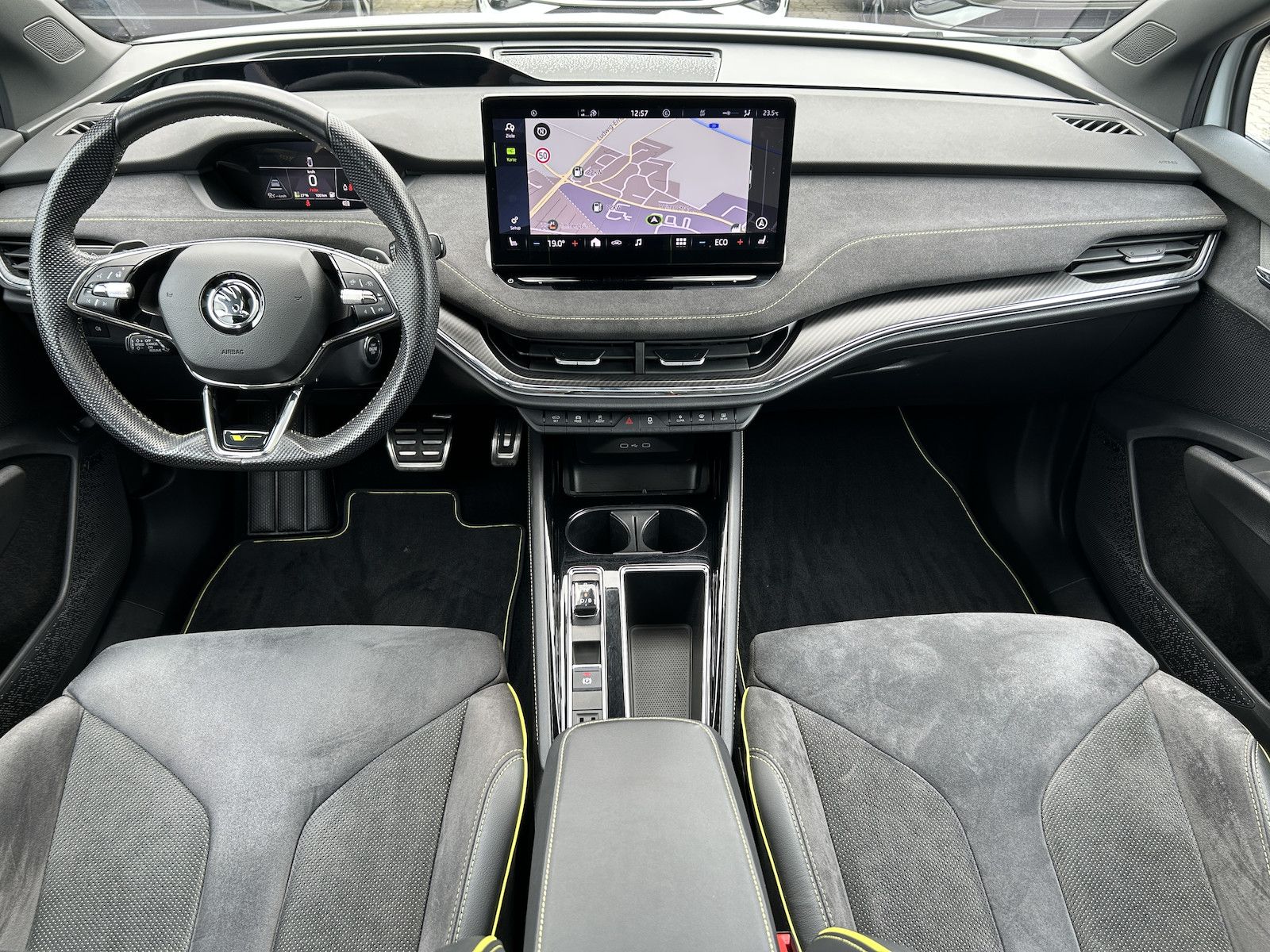Skoda Enyaq RS 4x4 Lounge WÄRMEPUMPE CANTON 82kWh AHK foto 10
