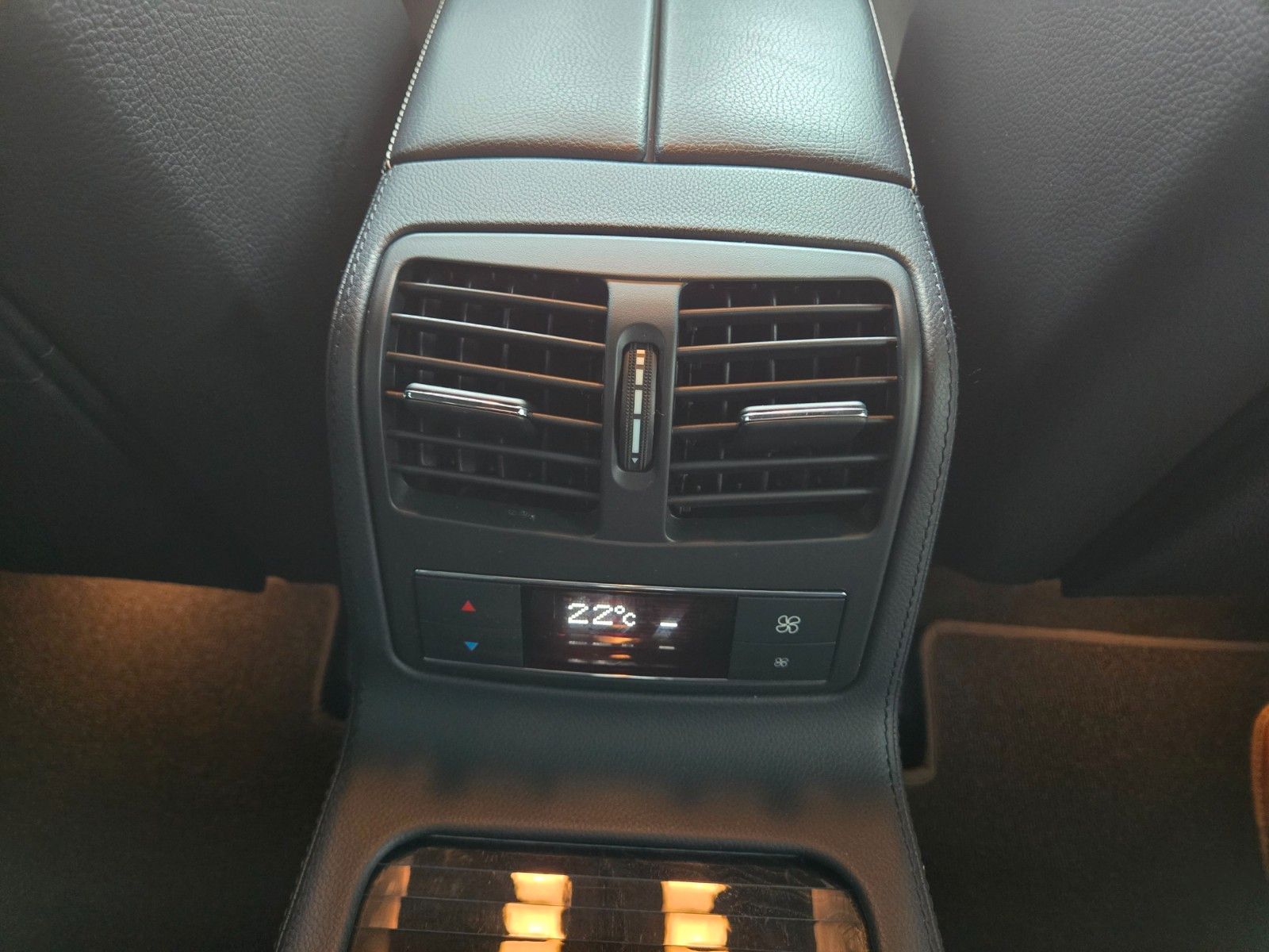 Fahrzeugabbildung Mercedes-Benz CLS 350 d AMG LINE *SITZBELÜFTUNG*360*SCHIEBED*