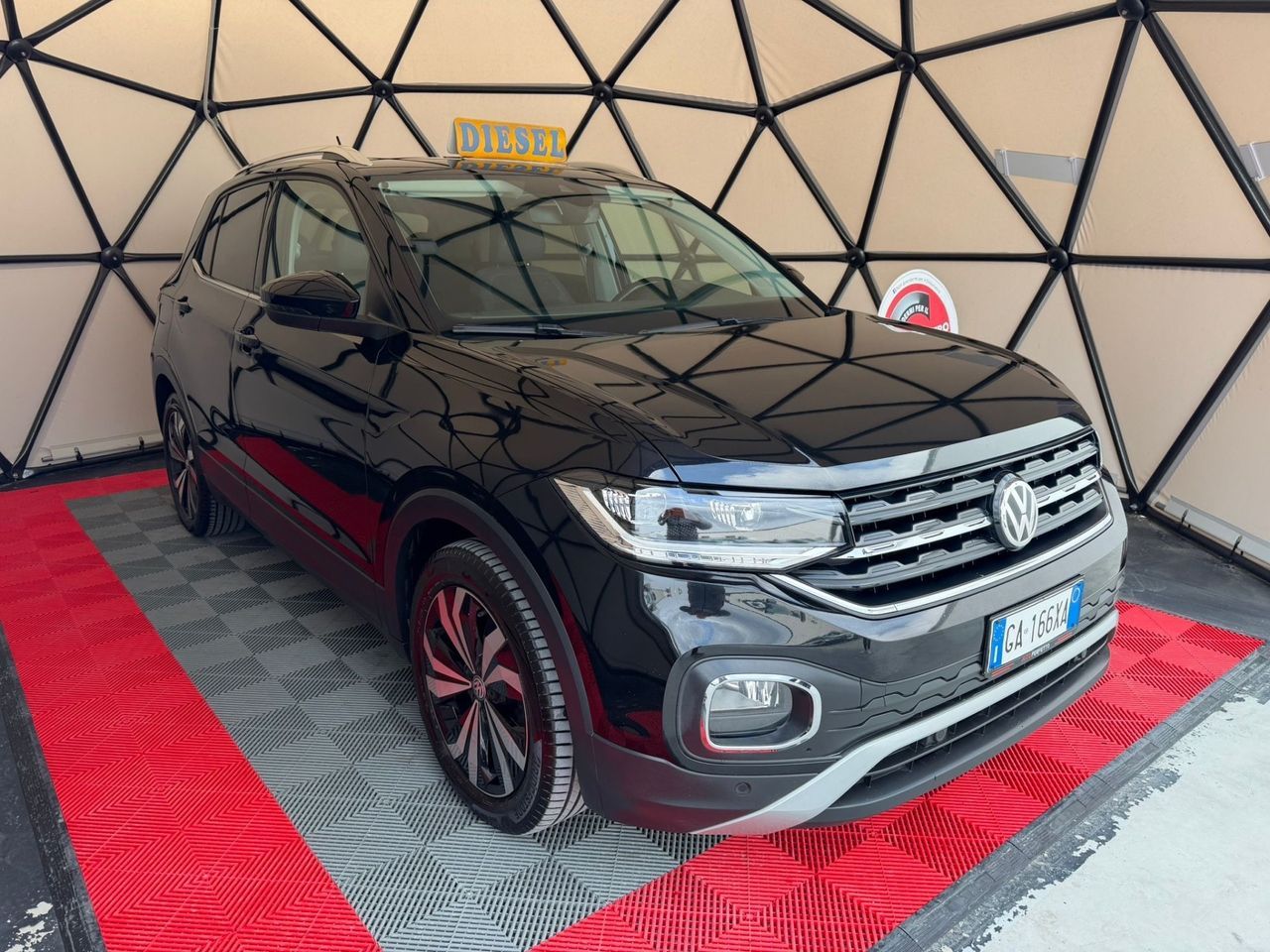 Volkswagen T-Cross 1.6 TDI SCR Advanced BMT imagem 2
