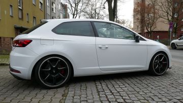 Fahrzeugabbildung SEAT Leon SC Cupra 265, LED, Panoramadach.