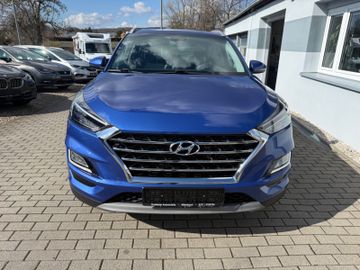 Hyundai TUCSON - 2