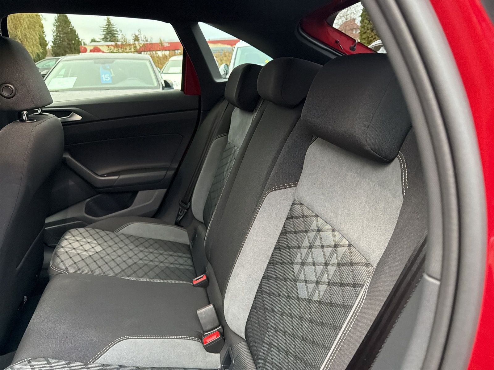 Taigo R-Line TSi DSG Navi