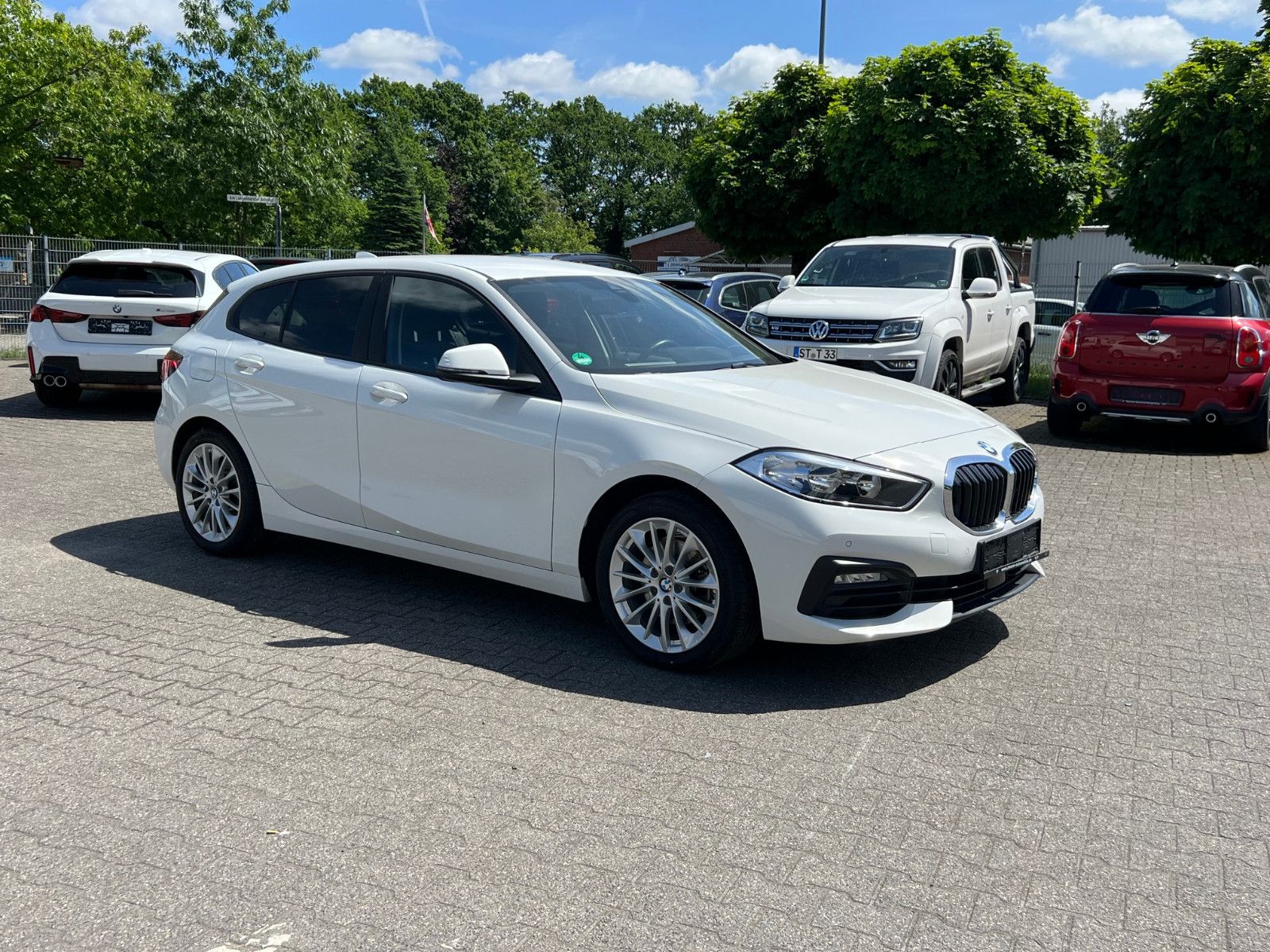 BMW 118i Advantage 17"Alu+WR,HeadUp,Sitzhz.Sportsitz