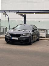 BMW 220i Coupé Sport Line Sport Line - BMW 220 in Düsseldorf