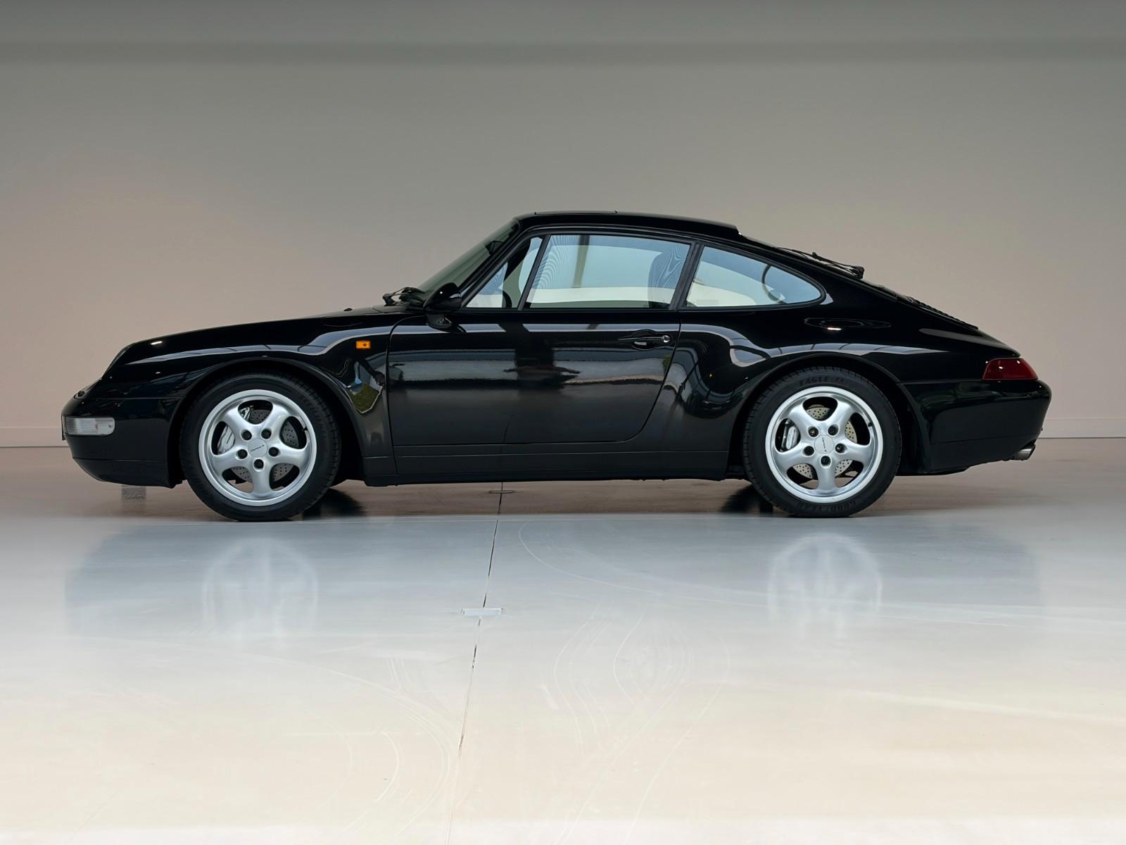 Porsche 993 Carrera 4 Coupé 1 Owner C00