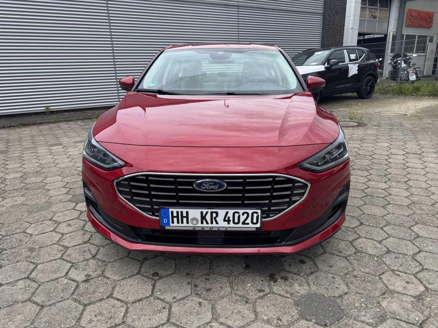 Ford Focus 1.0 EcoBoost Hybrid TITANIUM