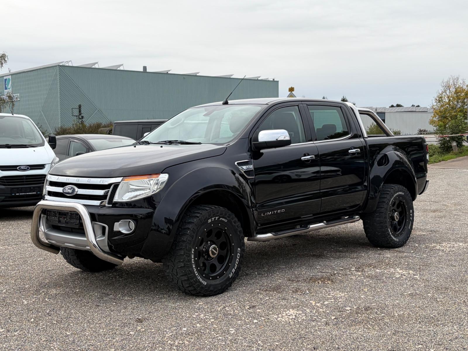 Ford Ranger Limited Double Cab 3.2 TDCi 5 cyl. 200 ch BVM 4x4 / 125 217 km / Cuir / GPS / Caméra / Attelage 3,35 t