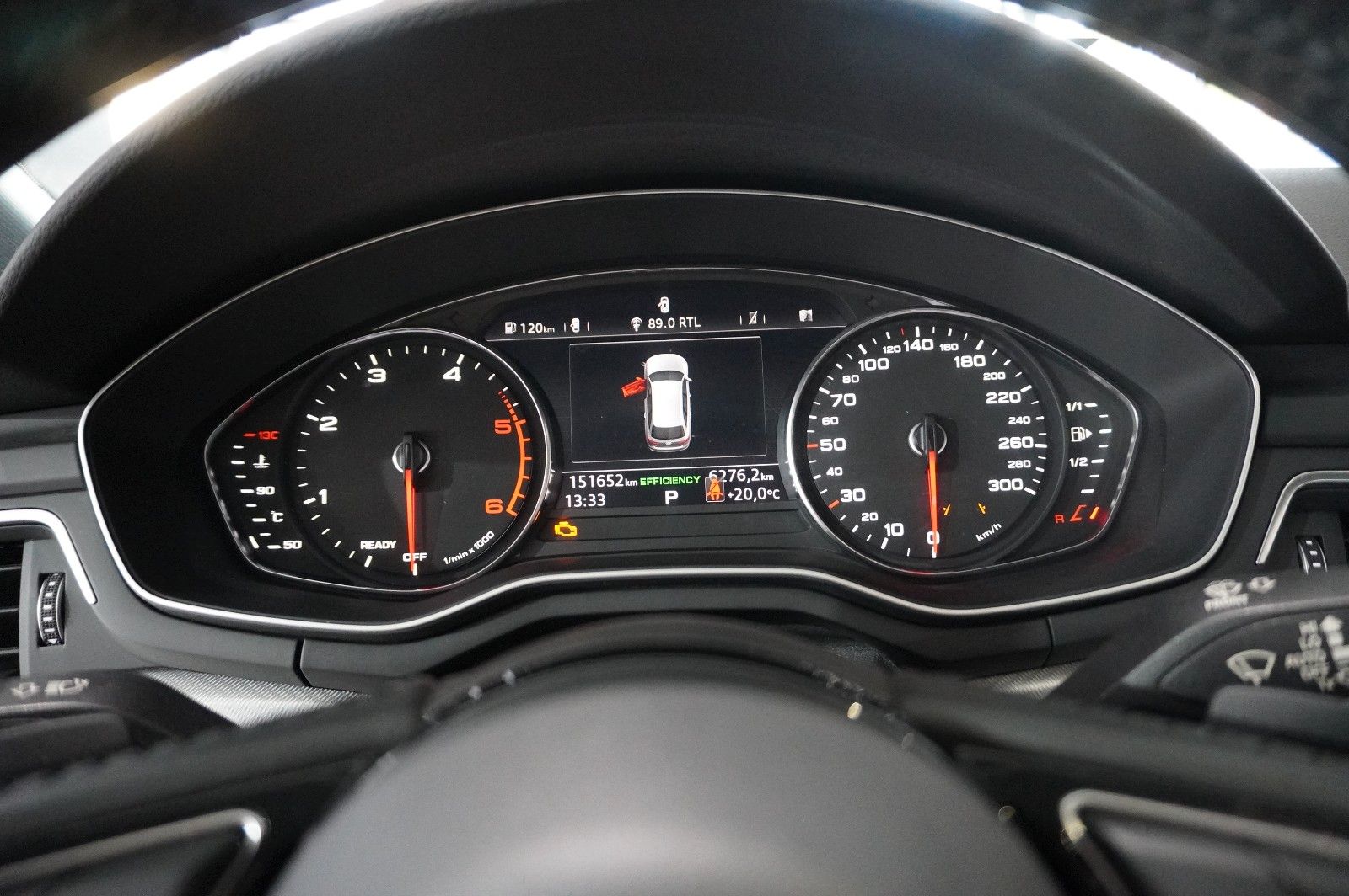 Fahrzeugabbildung Audi A4 Avant 35 TDI S-LINE SPORT NAVI/LED/KAMERA/DAB