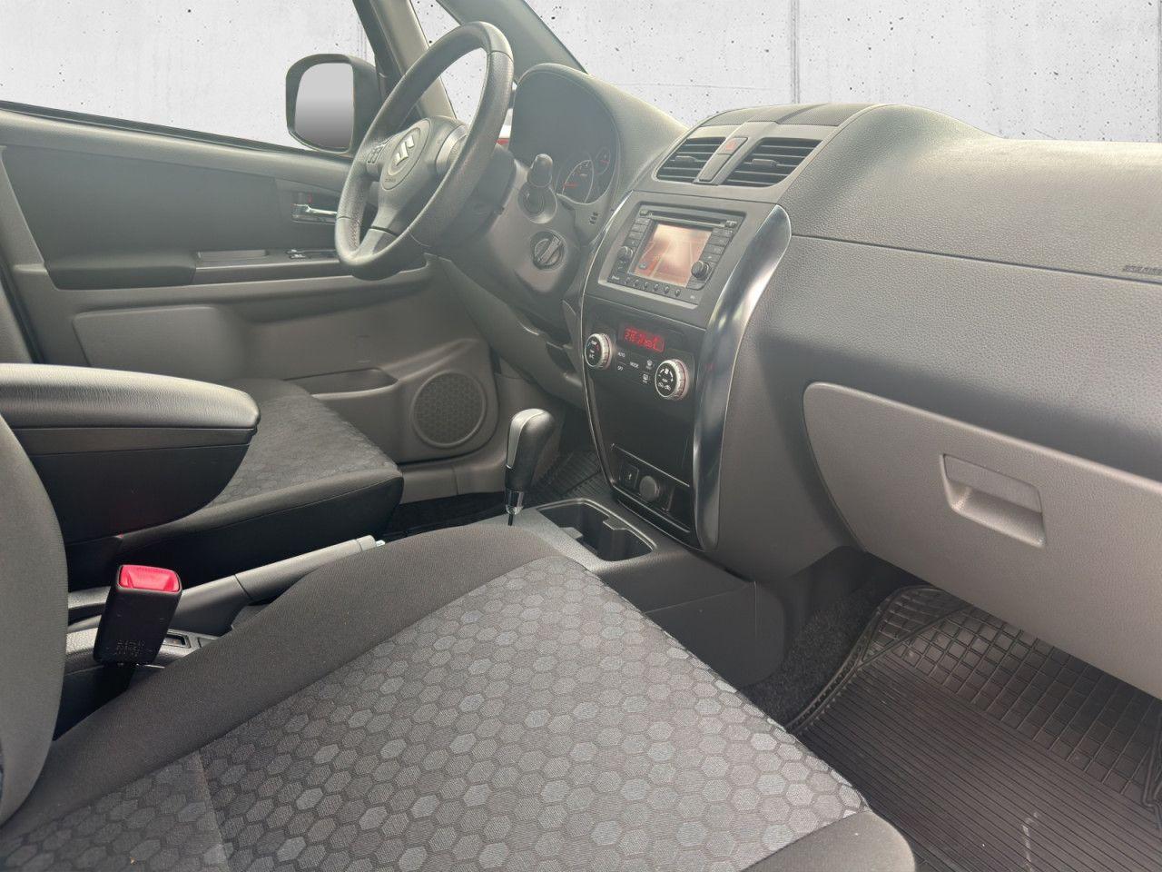 Suzuki SX4 1.6 Automatik  Style, Navi, PDC, Shz.
