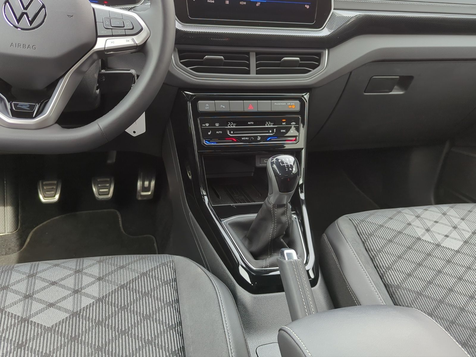 Volkswagen T-Cross - Bild 6