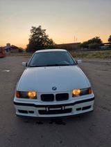 BMW bmw e36 compact 316i Tüv neu - BMW 316 aus 1995: Coupé