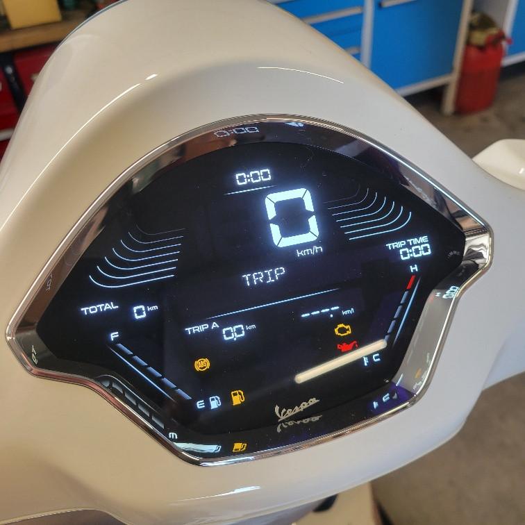 Vespa Primavera 125ie RST 5. Jahr Garantie 2026er