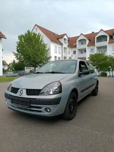 Renault Clio 1.2 16V - Renault Clio aus 2003: 1.2