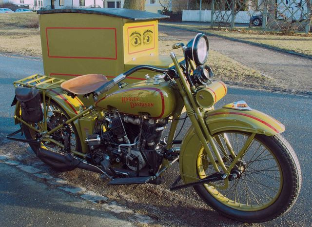 Harley-Davidson V-Twin J-series 1000cc Sidecar 1926