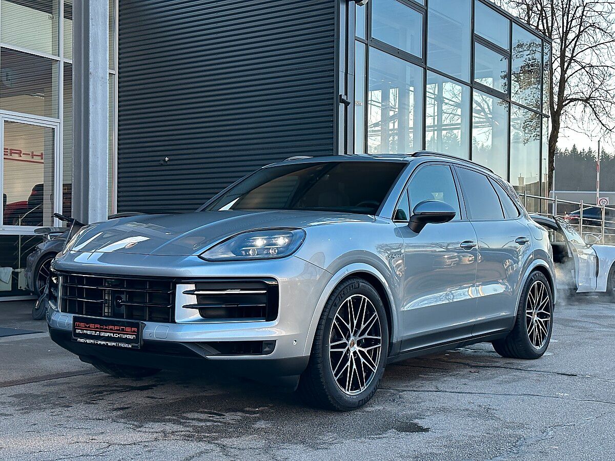 Porsche Cayenne III S E-Hybrid Aut. / AHK / Pano / PD... imagem 2