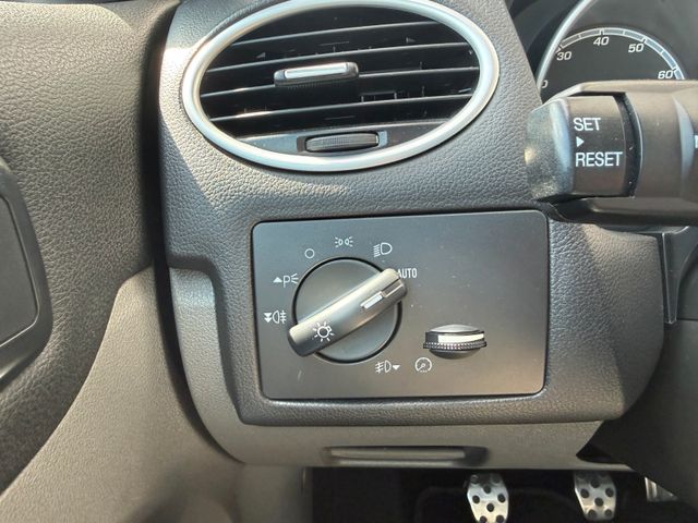 Ford Focus Lim. ST 2.5 |RECARO|Schiebedach|Xenon