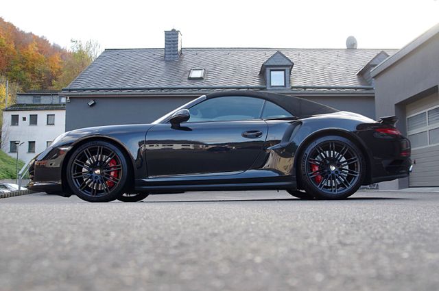 Porsche 991 Turbo*ACC,PDCC,LED,Chrono,Carbon,Sitzbelüft*
