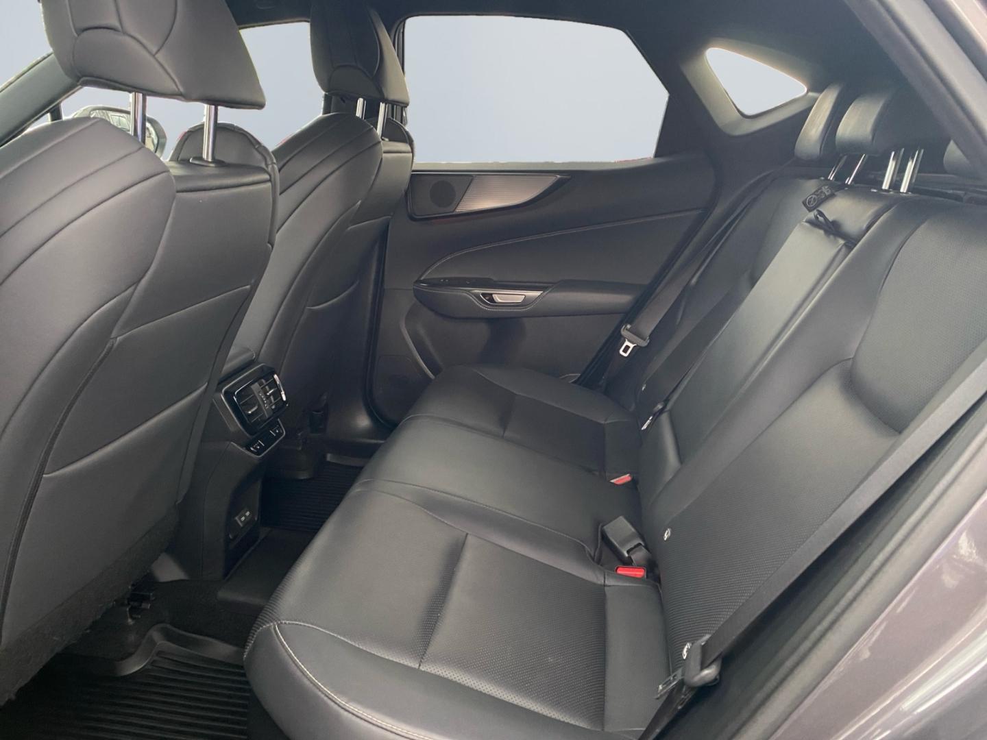 Lexus NX 450h+ 2,5L PLUG-IN, CVT LUXURY *LED*Klima*