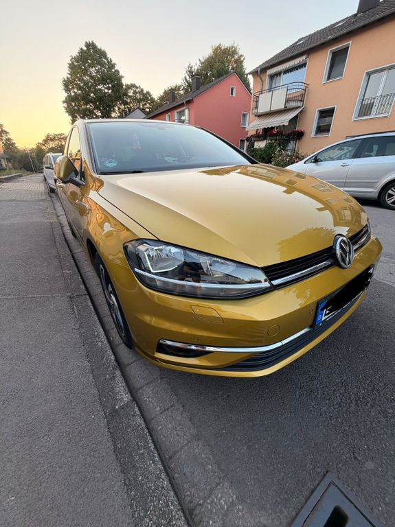 Image of Volkswagen Golf