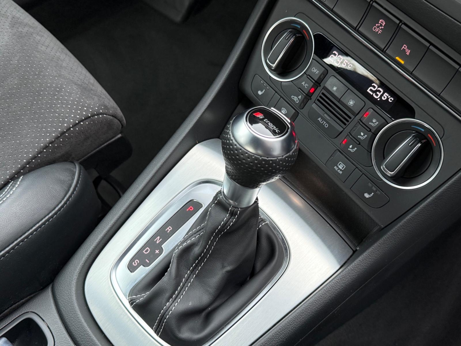 Audi Q3 sport quattro S-Line Sport S-tronic