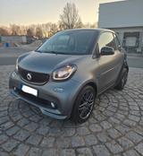 Smart ForTwo coupé BRABUS Xclusive*Turbo* Vollled*Pano - Smart in Nürnberg