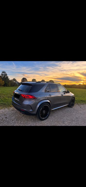 Image of Mercedes-Benz GLE 400