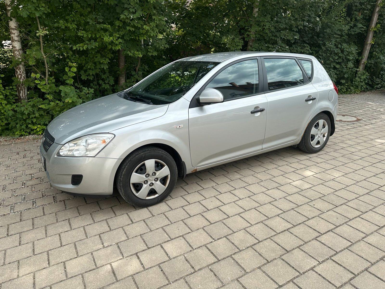 Kia Andere