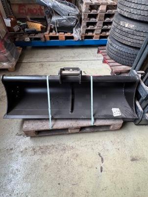 Andere HENLE Grabenräumlöffel starr K3 QC03 1.600 mm